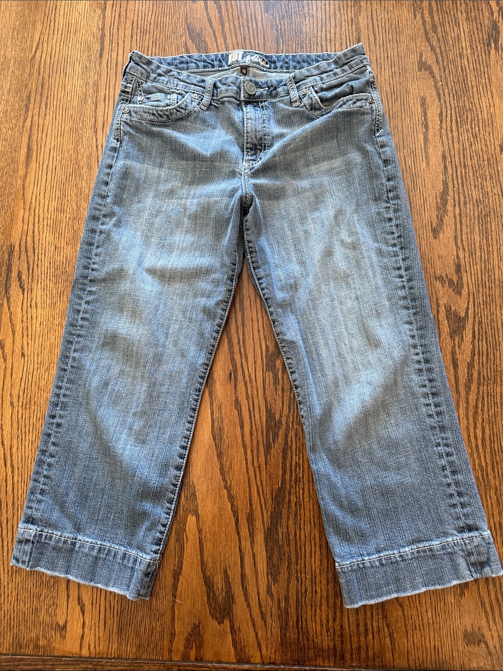 Kut from the Kloth Light Blue Cropped Jeans